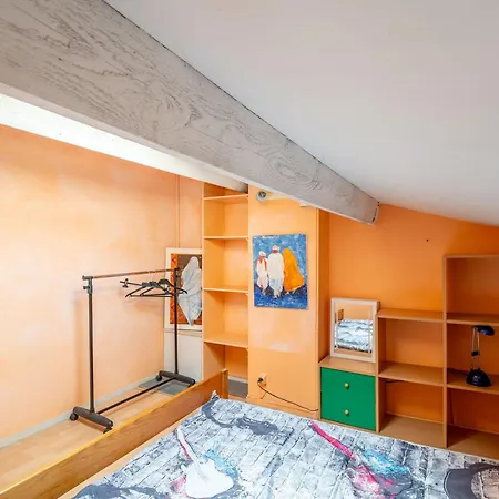 Maison Fleurynes 펜션 플뢰리