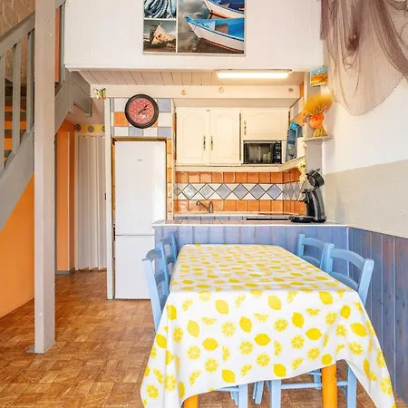 Holiday home Maison Fleurynes Fleury (Aude)